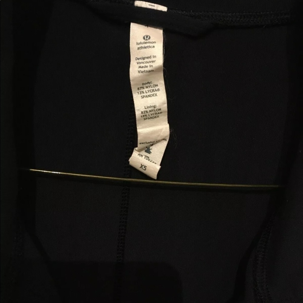 LULULEMON JACKET​​​​​​​ - Picture 6 of 8